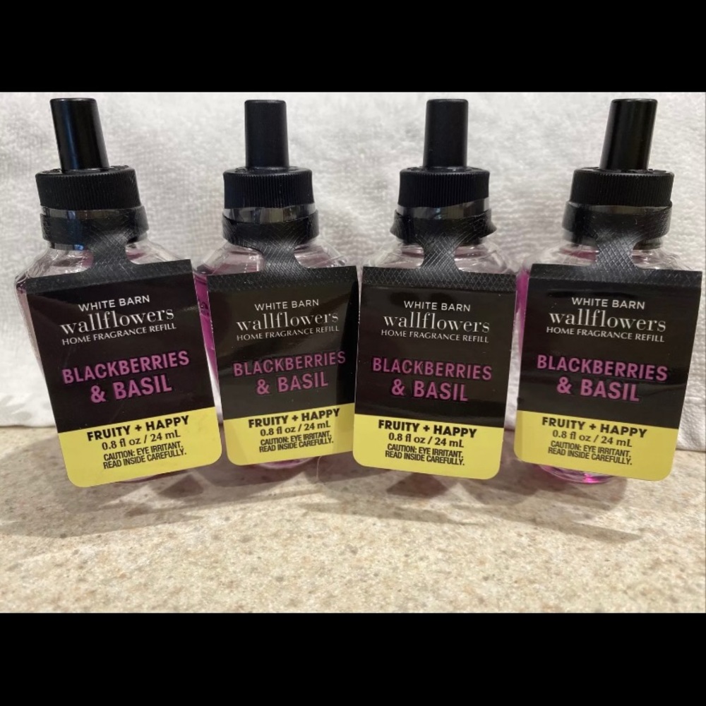 x4 Bath & Body Works Blackberries & Basil Wallflower refill bulbs